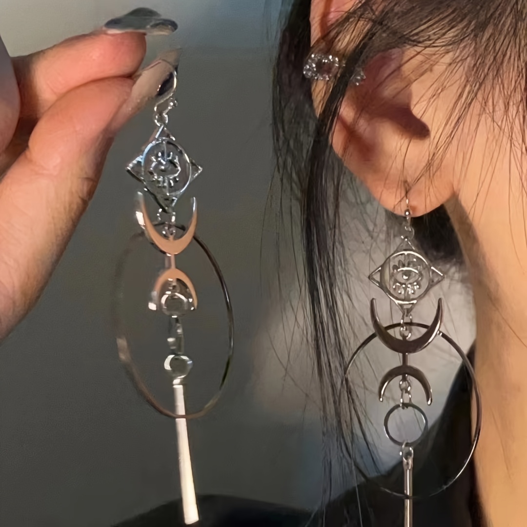 Women's Vintage Latin-Style Crescent-Shaped Long Drop Earrings